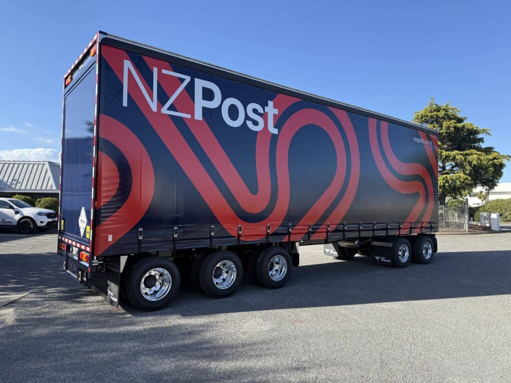 Curtainsider Trailer & Truck Body