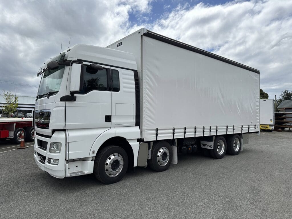 Curtainsider Trailer & Truck Body