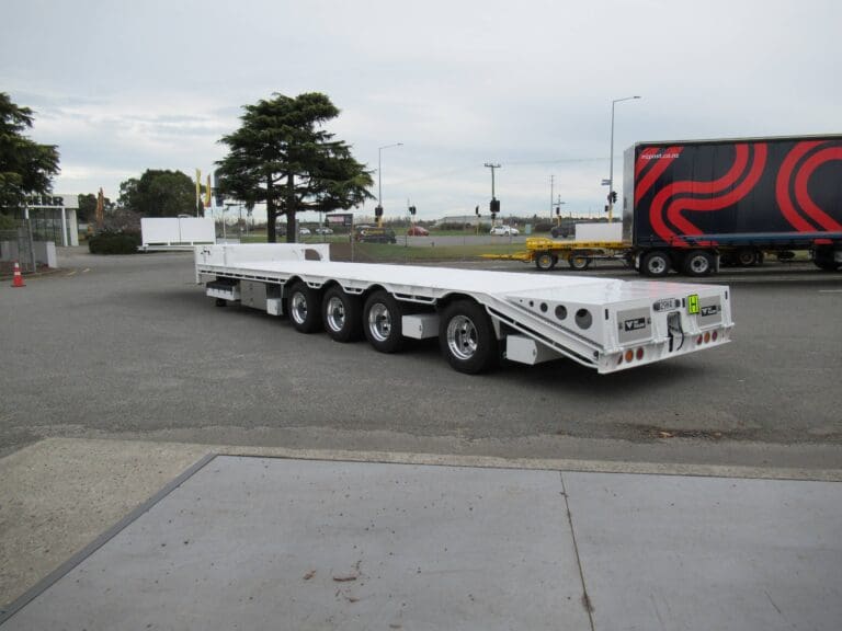Container & Flatdeck Trailer